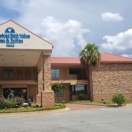 Americas Best Value Inn & Suites-Гриффин Экстерьер фото