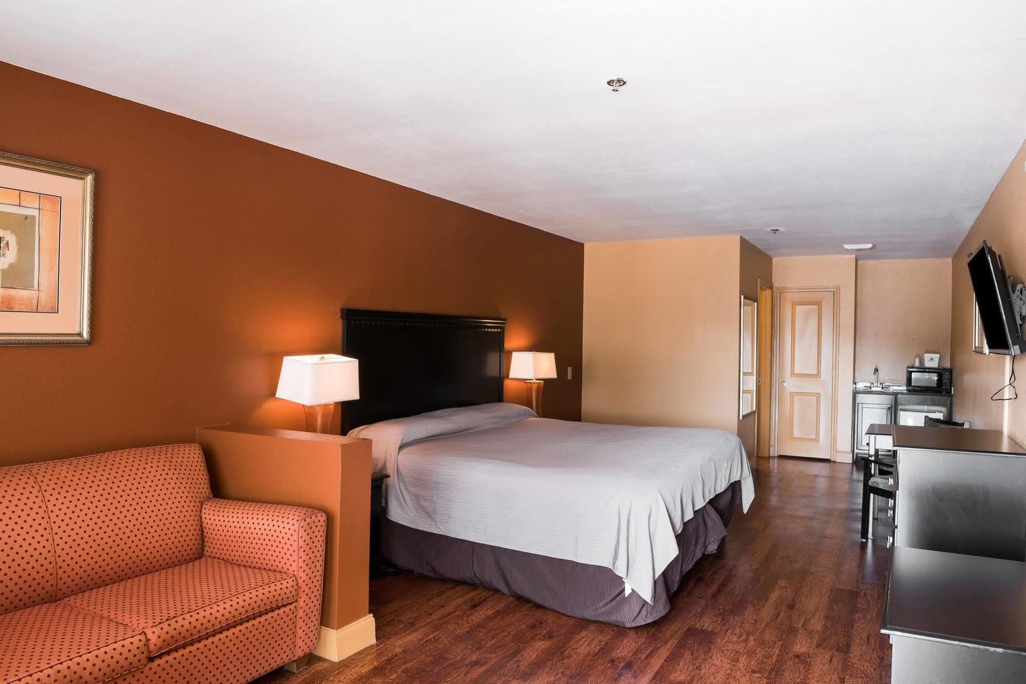 Americas Best Value Inn & Suites-Гриффин Экстерьер фото